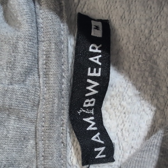 Namibwear Women's Sweater Size Medium - Picture 3 of 9